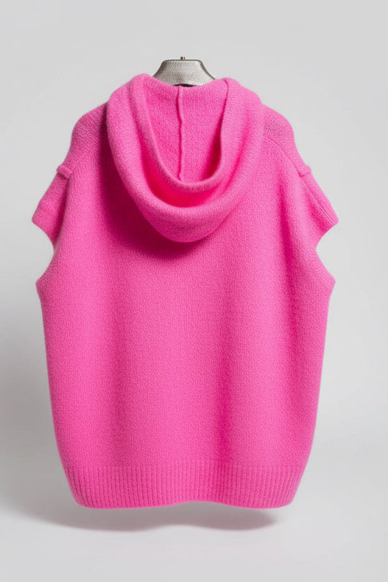 Margot sleeveless sweater with hood