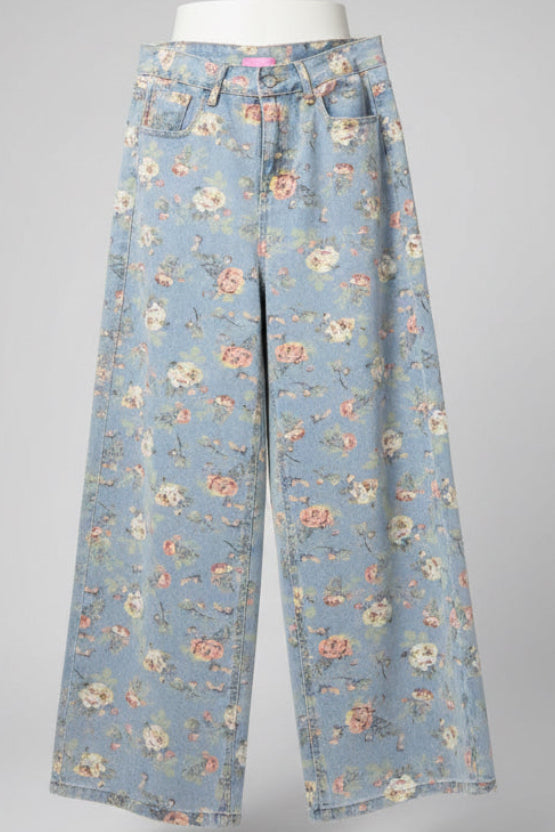 Denim floral jean